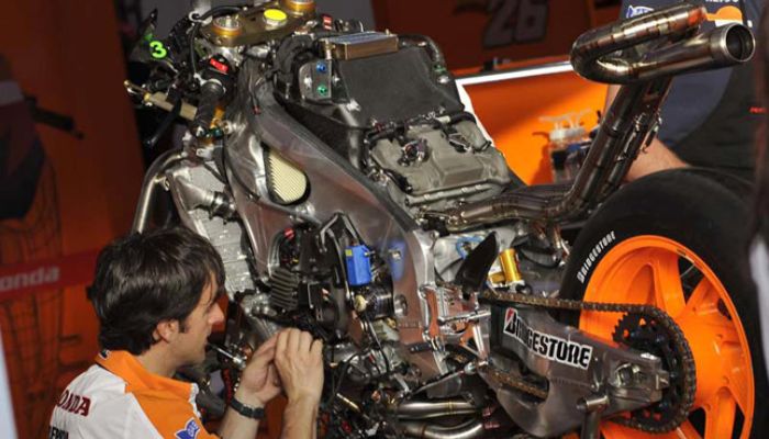 MotoGP Bike Engine Details: From Air Intake to Exhaust